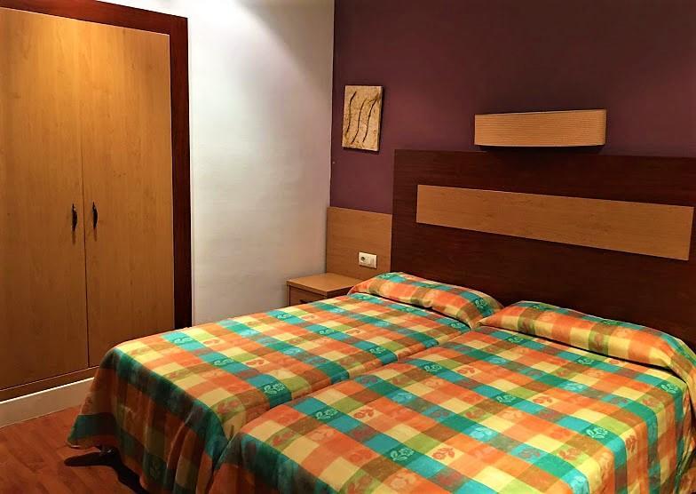 Hotel La Fonda Dels Pirineus Maçanet de Cabrenys Eksteriør billede