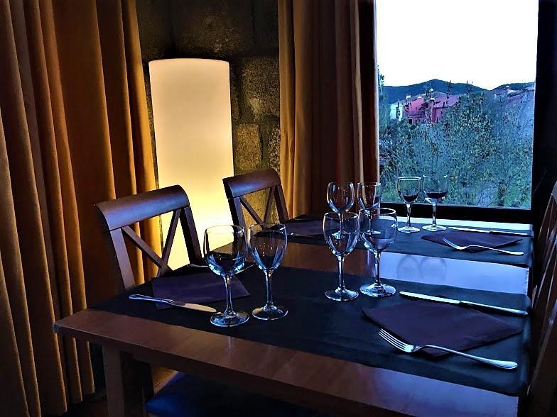 Hotel La Fonda Dels Pirineus Maçanet de Cabrenys Eksteriør billede