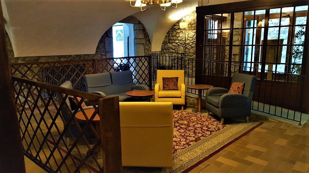 Hotel La Fonda Dels Pirineus Maçanet de Cabrenys Eksteriør billede